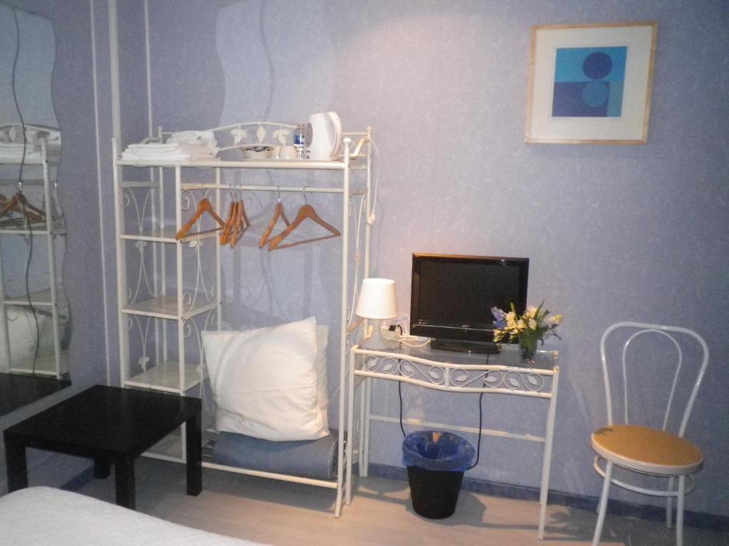Hotel Ermitage Du Moulin Labotte Haybes Ruang foto