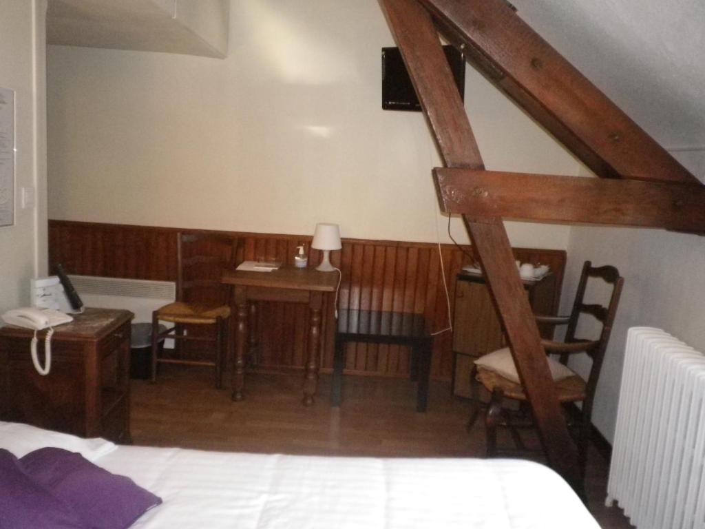 Hotel Ermitage Du Moulin Labotte Haybes Ruang foto