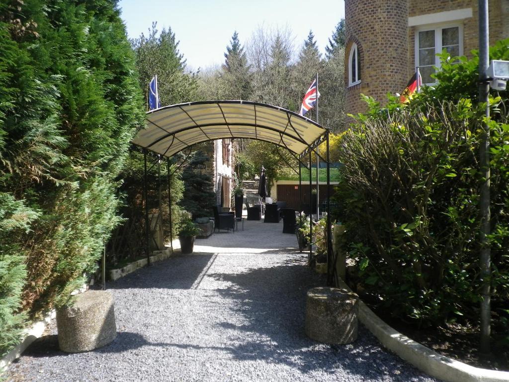 Hotel Ermitage Du Moulin Labotte Haybes Bagian luar foto